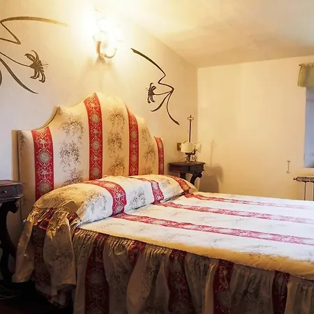 10 Bedroom Siena Corsano (Tuscany)