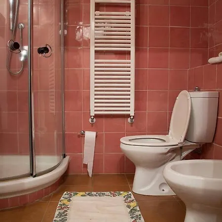 10 Bedroom Siena Corsano (Tuscany)